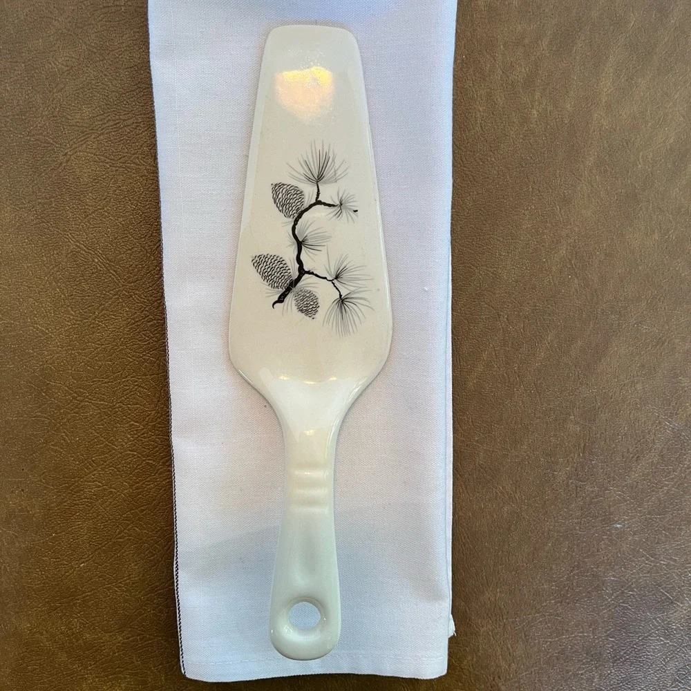 Vintage Harker Pinecone Solid Ceramic Pie/Cake Server 1950s